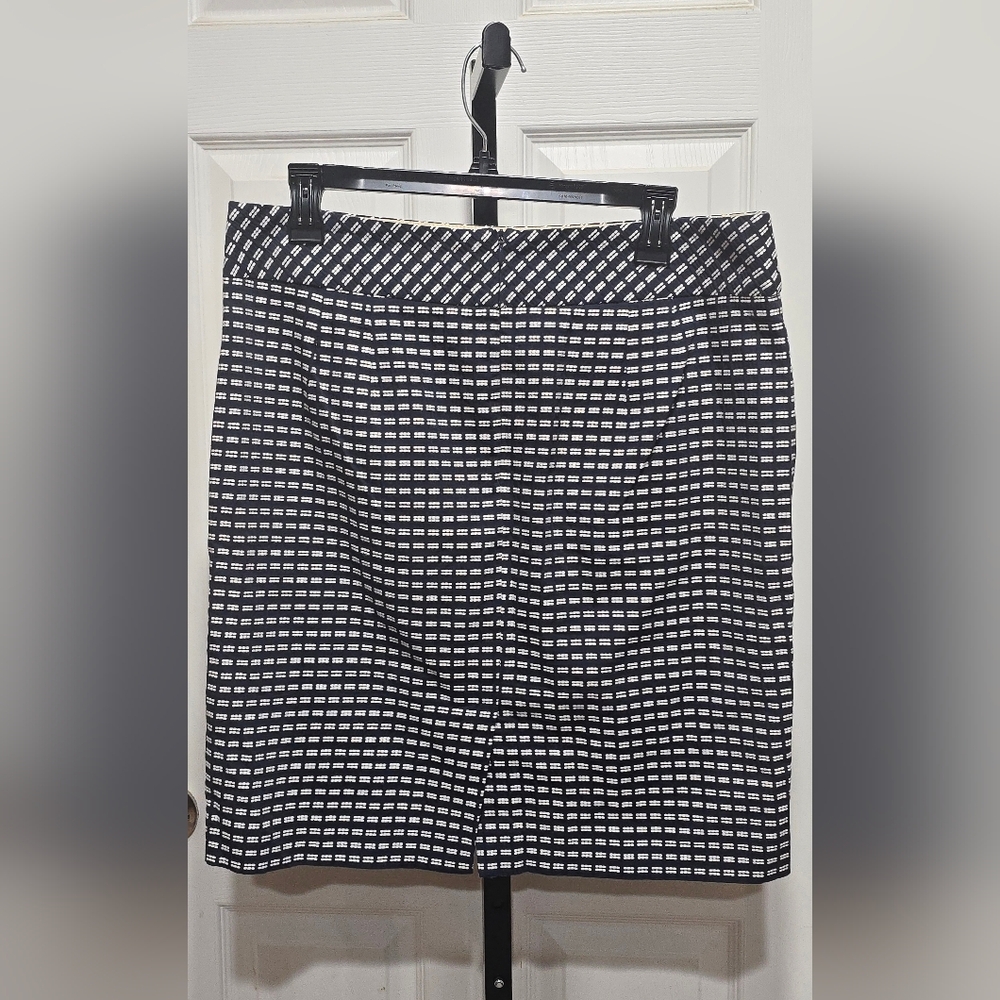 Trina Turk Pencil Skirt Navy Blue & White Geometric Pattern - Picture 2 of 8